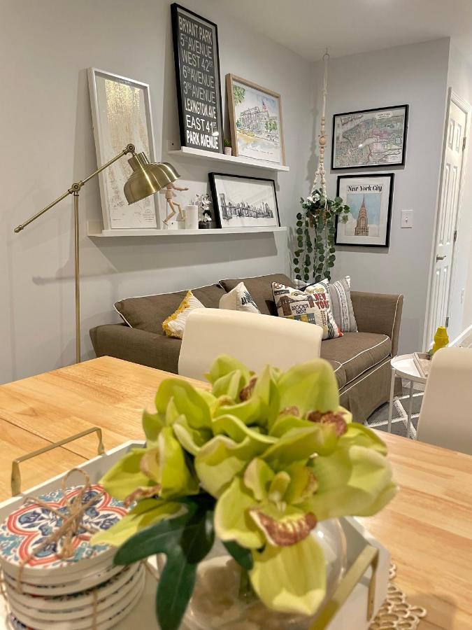 Modern Apartment With Parking & Quick Ride To Manhattan New York Exterior foto